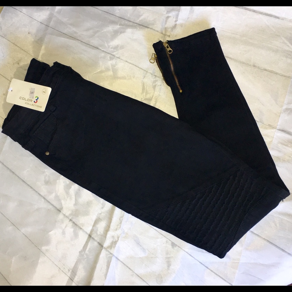 NWT BLACK “MOTORCYCLE” STRECH SKINNY JEANS